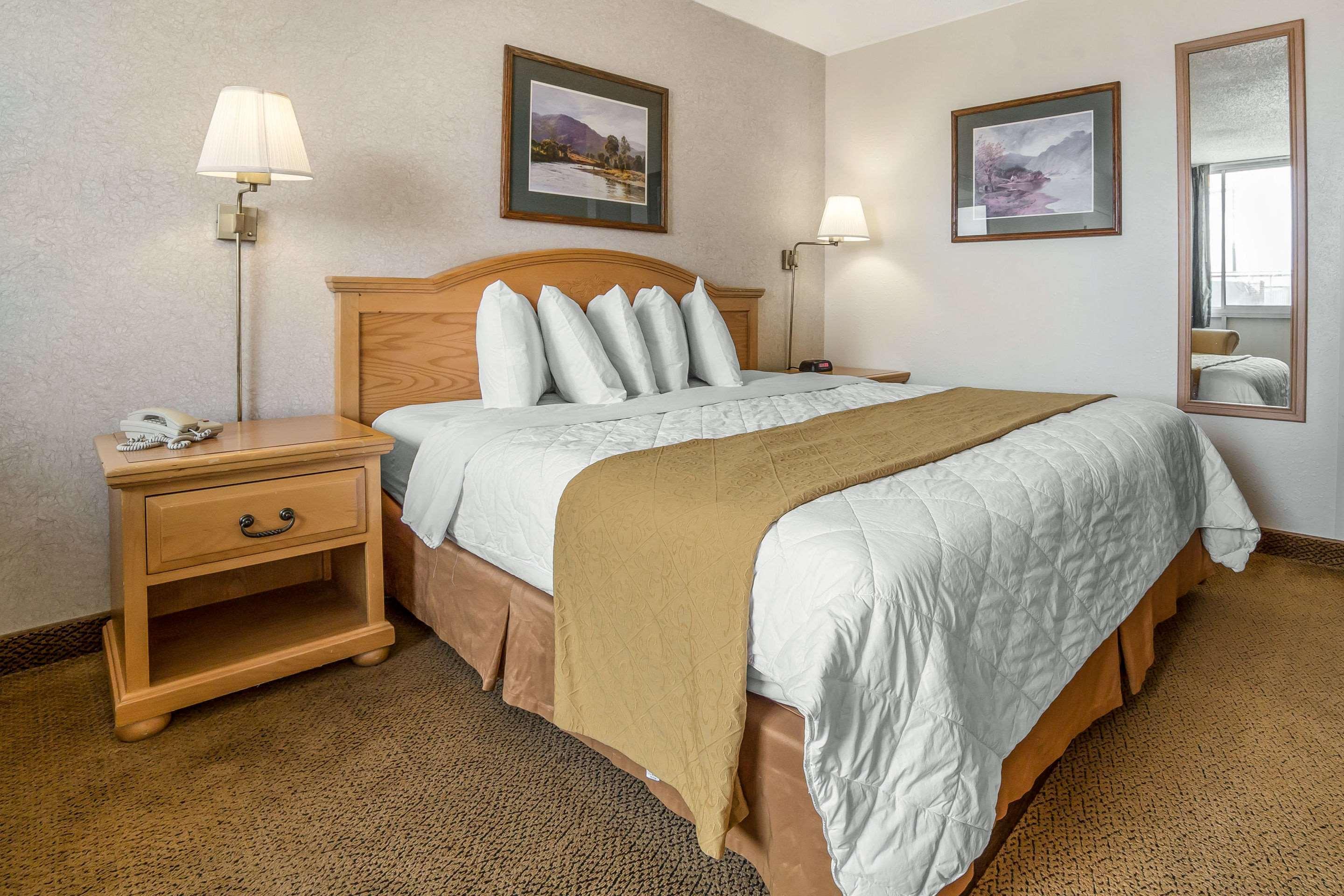 Econo Lodge Rawlins Buitenkant foto